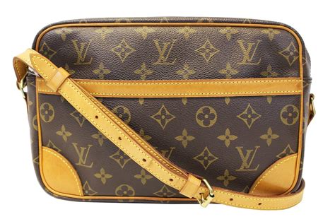 Louis Vuitton Vintage Monogram Trocadero 27 